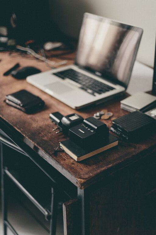 How to Organize Cables and Chargers Neatly: Simple Tips and Tricks